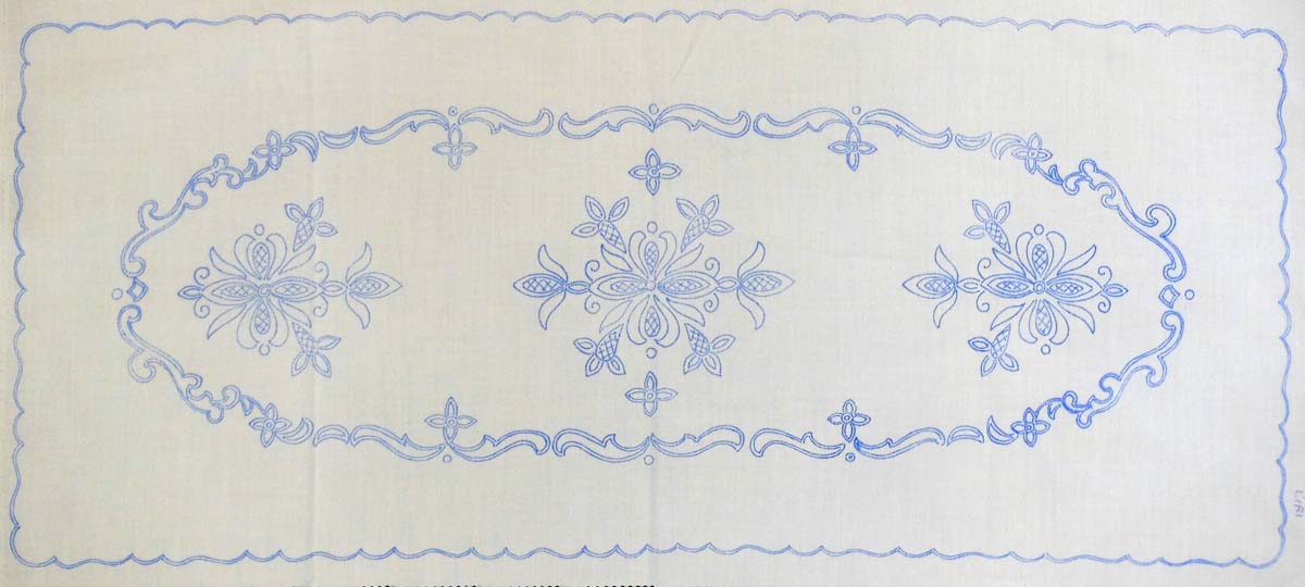 előnyomott hímezhető terítő