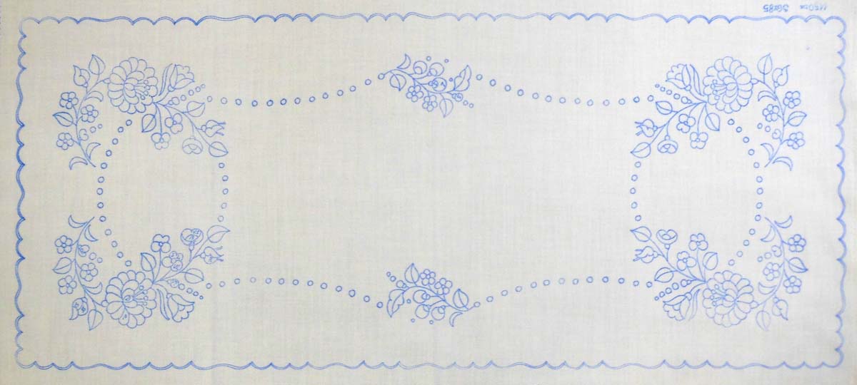 előnyomott hímezhető terítő