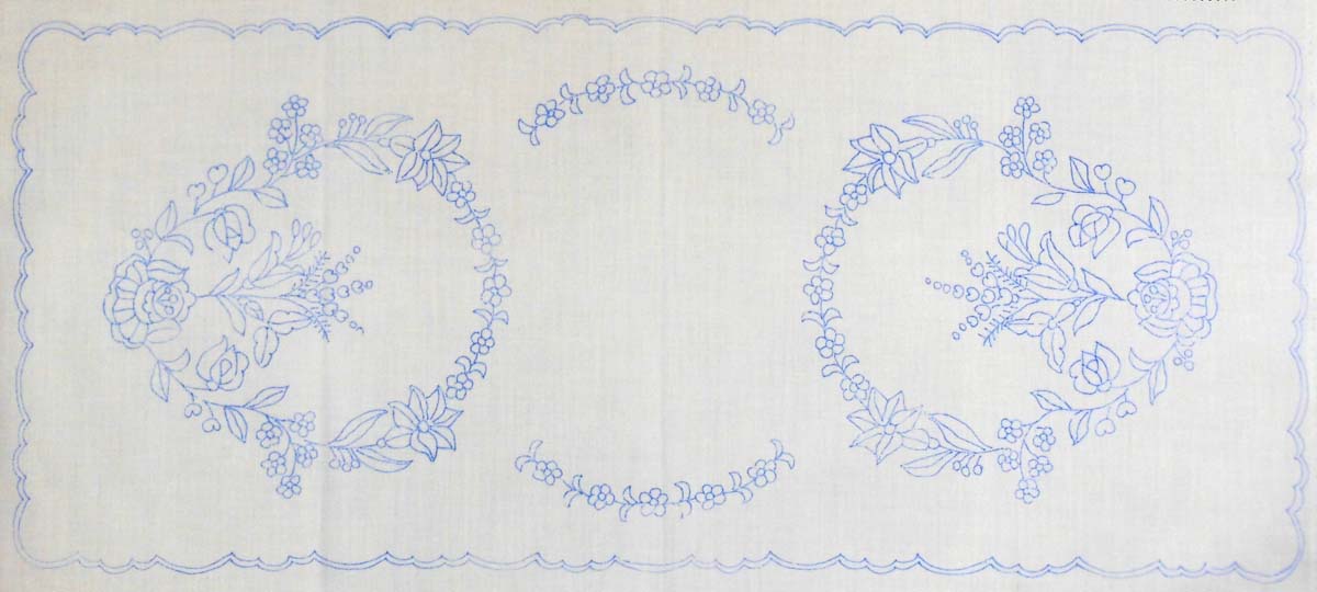 előnyomott hímezhető terítő