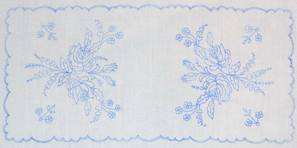 előnyomott hímezhető terítő