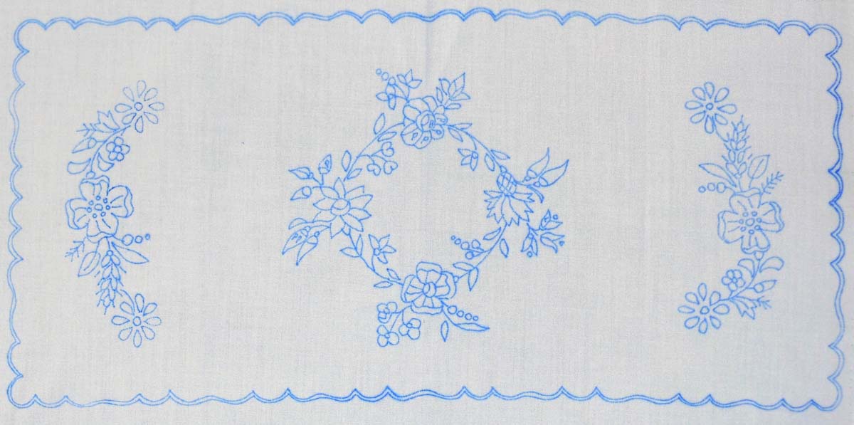 előnyomott hímezhető terítő