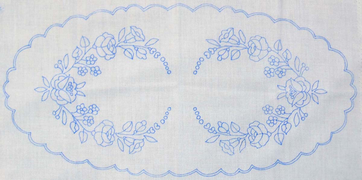 előnyomott hímezhető terítő