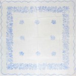 Előnyomott hímezhető terítő 90*90 A57